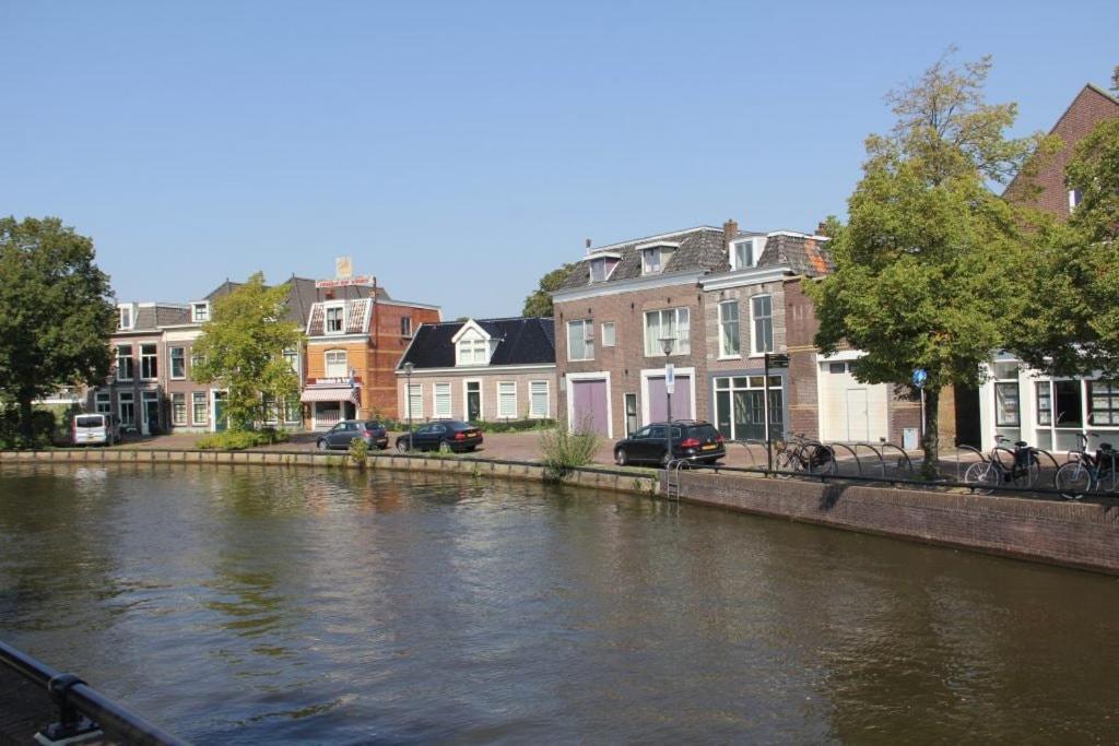 Aan De Kade In Sneek