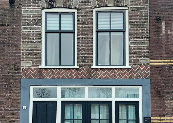 Studio Aan De Kade In Sneek
